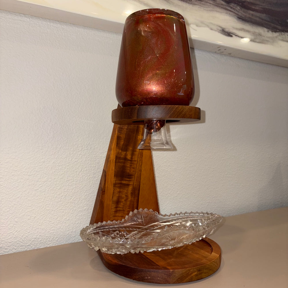 Metallic Gold & Red Crystal Base Life Drop